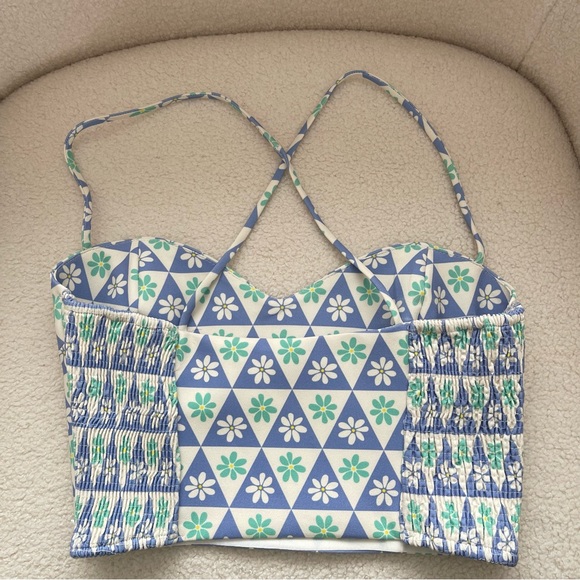 ❌SOLD❌ ✨Used Like NEW!✨ ZARA cropped top and ankle leg pants set! - Picture 10 of 13